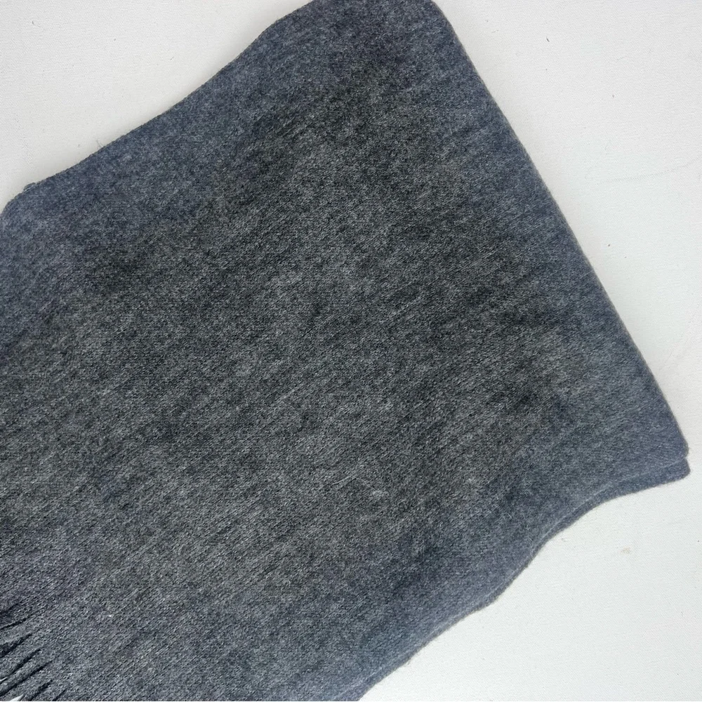NWT Lucky Brand charcoal gray brushed fringe scarf
